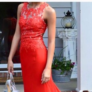 Red prom dress